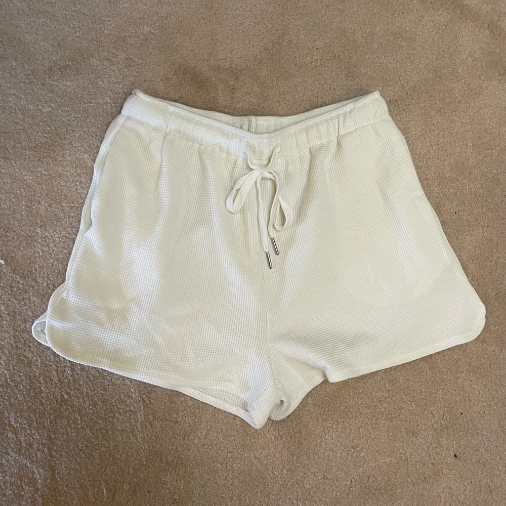Cream waffle lounge shorts